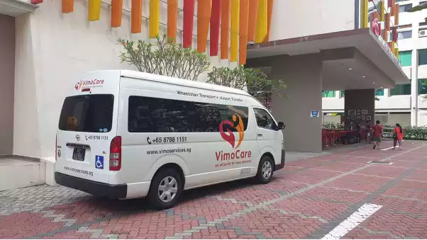 A wheelchair-accessible van waiting to pick up passengers. (Photo: Vimo Services)